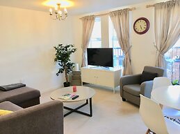 City Pad with balcony and secure parking