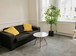 Netley Village Apartment