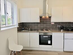 Netley Village Apartment