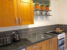 Netley Village Apartment