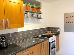 Netley Village Apartment