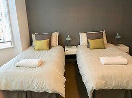 Netley Village Apartment