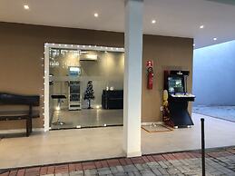 Mega Aeroporto Hotel