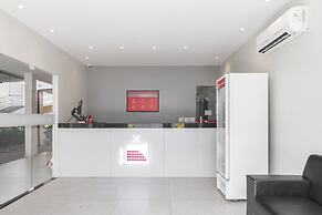 Mega Aeroporto Hotel