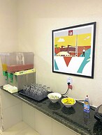 Mega Aeroporto Hotel