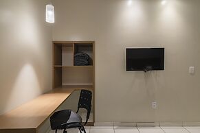 Mega Aeroporto Hotel