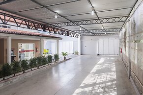 Mega Aeroporto Hotel