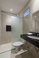 Mega Aeroporto Hotel