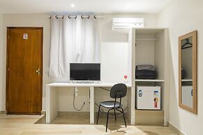 Mega Aeroporto Hotel