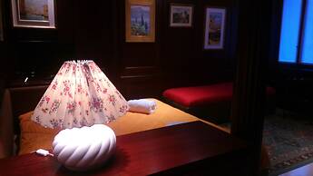 Marconi Rooms - Loggia delle Erbe