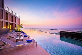 Somerset Harbourview Sri Racha