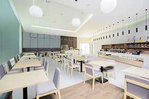 Somerset Harbourview Sri Racha