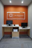 La Quinta Inn & Suites by Wyndham Houston East at Sheldon Rd