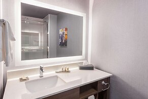 La Quinta Inn & Suites by Wyndham Houston East at Sheldon Rd