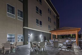La Quinta Inn & Suites by Wyndham Houston East at Sheldon Rd