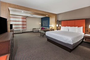 La Quinta Inn & Suites by Wyndham Houston East at Sheldon Rd