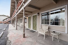 OYO Silver Spur Burns Hwy 20