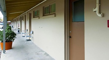 Blenheim Road Motor Lodge
