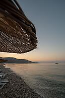 Cuhadar Ahsap Evleri