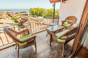 Cuhadar Ahsap Evleri