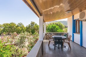 Cuhadar Ahsap Evleri