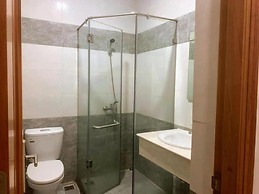 White Diamond Hotel