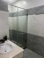 White Diamond Hotel