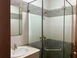 White Diamond Hotel