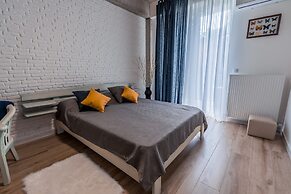Easy Hotel