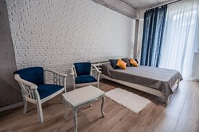 Easy Hotel