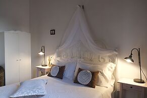 Dimora Amina B&B