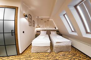 Dwór Bogucin Hotel & Restauracja