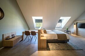 Hotel 46