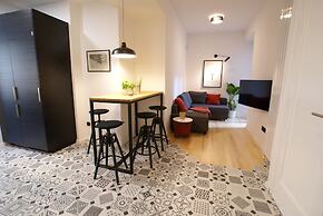 Fingerprint Tree Apartment