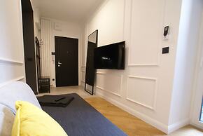 Fingerprint Tree Apartment