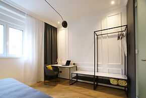 Fingerprint Tree Apartment