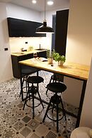 Fingerprint Tree Apartment