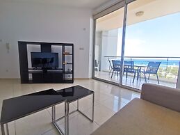 Paradise Palms Seaview Apartment
