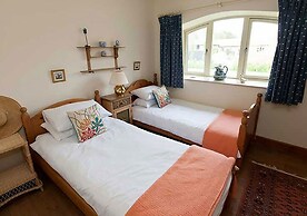 Lackford Lakes Barns