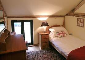 Lackford Lakes Barns