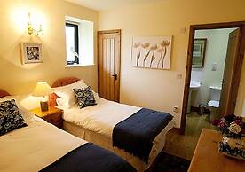 Lackford Lakes Barns