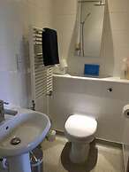 Lackford Lakes Barns