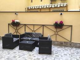 MB95 Mezzocannone Luxurious B&B