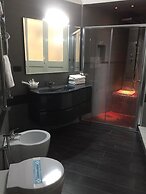 MB95 Mezzocannone Luxurious B&B