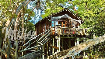 Mistica Island Hostel