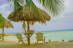 Mistica Island Hostel