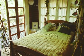 Mistica Island Hostel