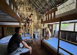 Mistica Island Hostel