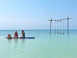 Mistica Island Hostel