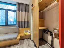 Ibis Chongqing Jiefangbei Pedestrian Street Hotel